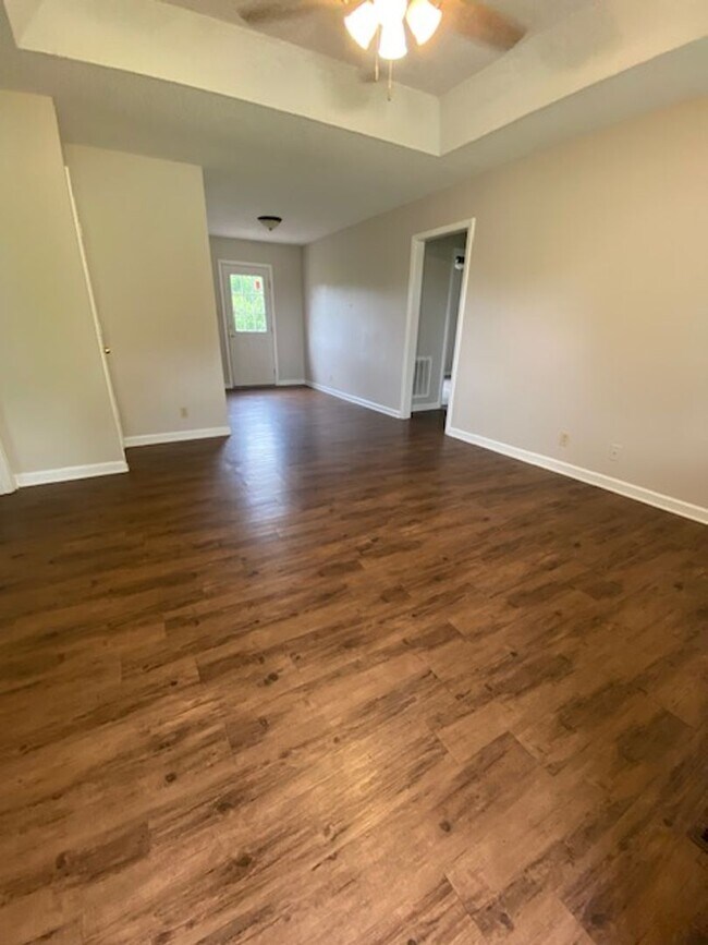 200 Hugh Hunter Rd in Oak Grove, KY - Building Photo - Building Photo