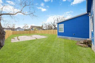 2214 Stevens St in Houston, TX - Building Photo - Building Photo