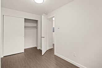 Nordic Pointe in Seattle, WA - Foto de edificio - Interior Photo