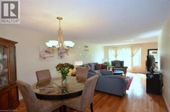 370 E 24th St in Hamilton, ON - Building Photo - Building Photo