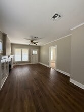 1302 Kemp Blvd in Wichita Falls, TX - Building Photo - Building Photo