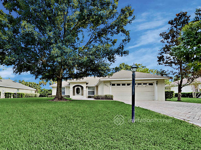 5033 Harbor Heights in Lady Lake, FL - Foto de edificio - Building Photo