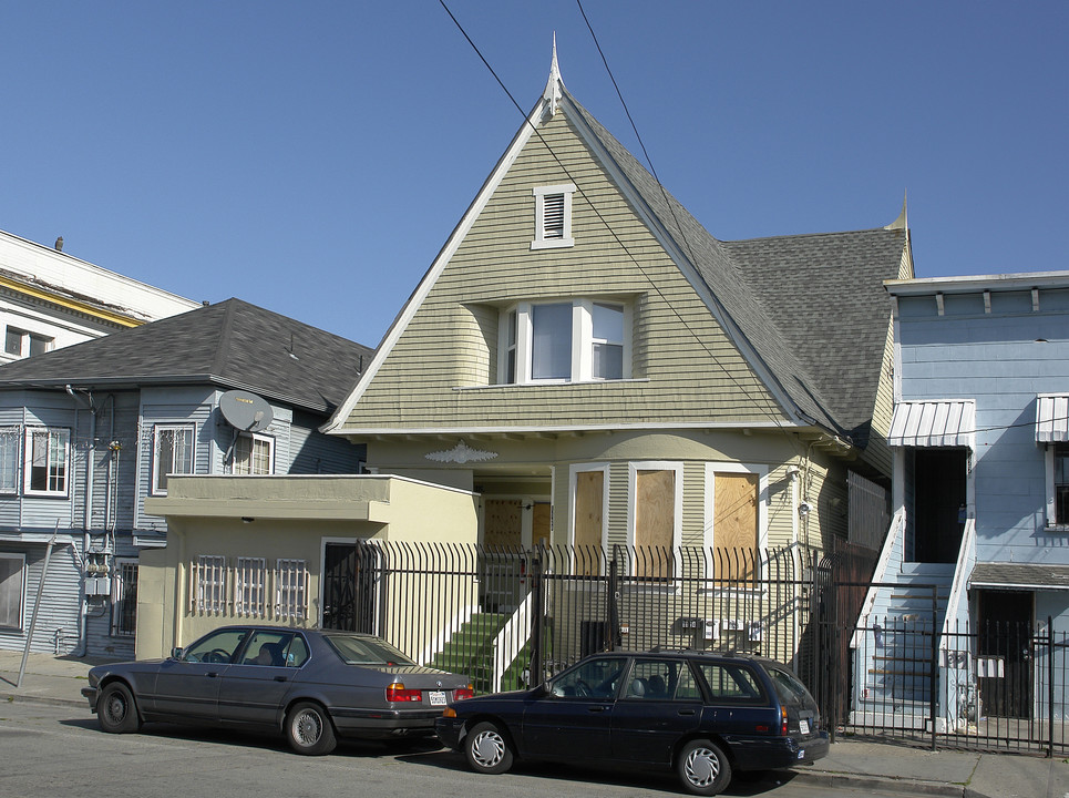 1124-1128 34th St in Oakland, CA - Building Photo