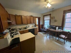 52 Coolidge Rd in Boston, MA - Building Photo - Building Photo