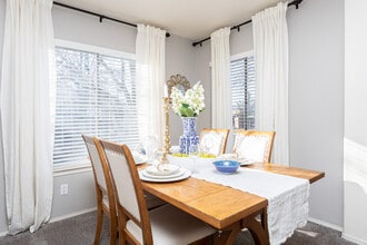 Adagio Apartments in Draper, UT - Foto de edificio - Interior Photo