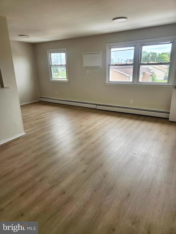 property at 1905 N Missouri Ave