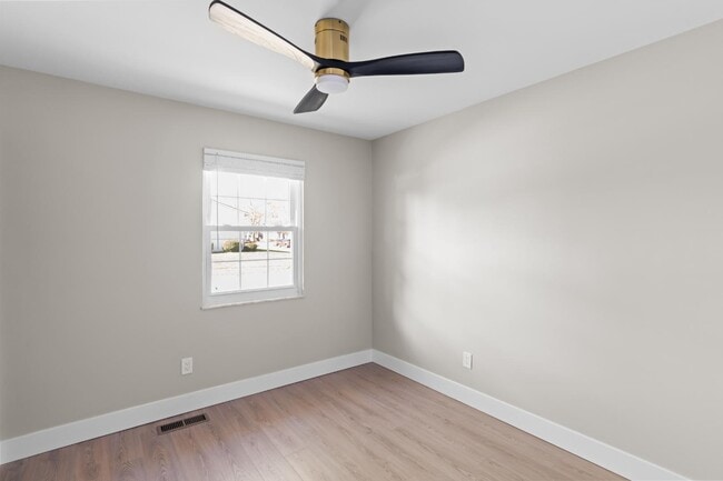 2180 Glenoro Dr in Florissant, MO - Building Photo - Building Photo