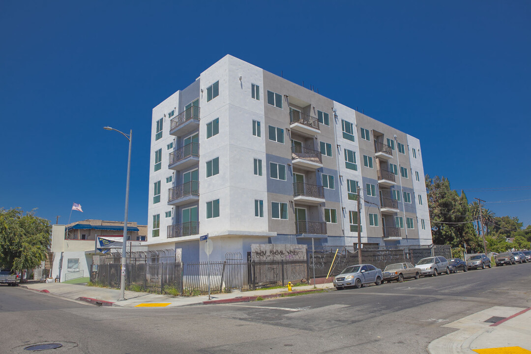 4324 S Vermont Ave in Los Angeles, CA - Building Photo