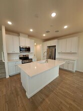 1497 Foxhill Ln in Clovis, CA - Building Photo - Building Photo