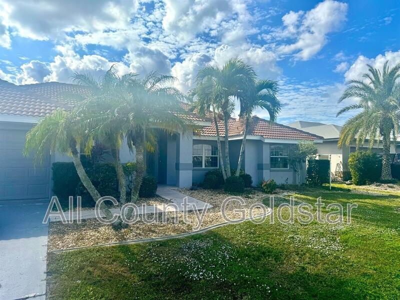 7307 S Plum Tree in Punta Gorda, FL - Building Photo