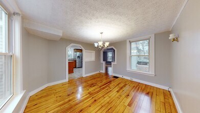 15 Union St in Saco, ME - Building Photo - Building Photo