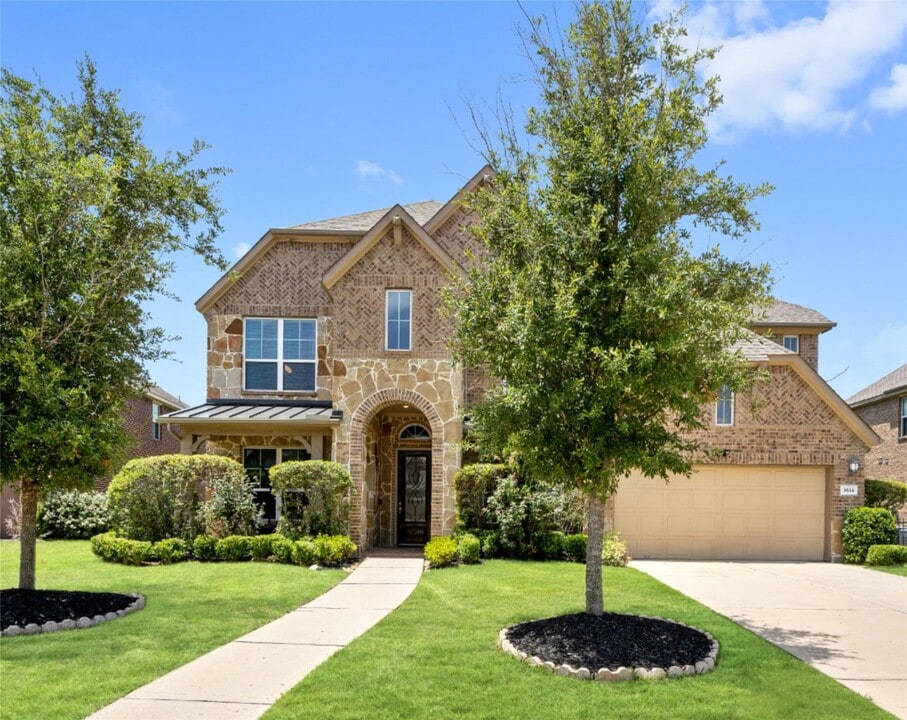 3614 Bonnie Bend Dr in Katy, TX - Building Photo