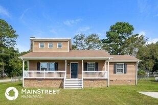 125 Kay Ln in Angier, NC - Building Photo