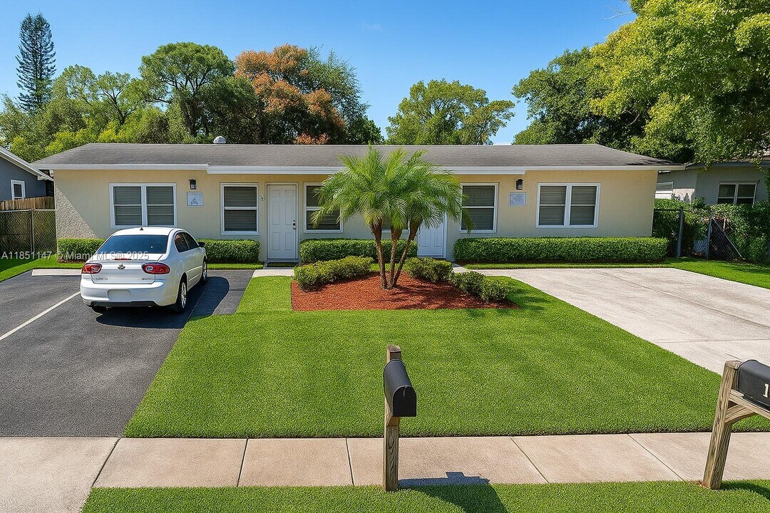 1433 NW 4th Ave in Fort Lauderdale, FL - Building Photo