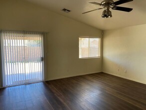 7041 E Strike Eagle Way in Tucson, AZ - Building Photo - Building Photo