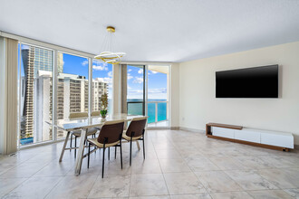 16699 Collins Ave, Unit 2307 in Sunny Isles Beach, FL - Building Photo - Building Photo