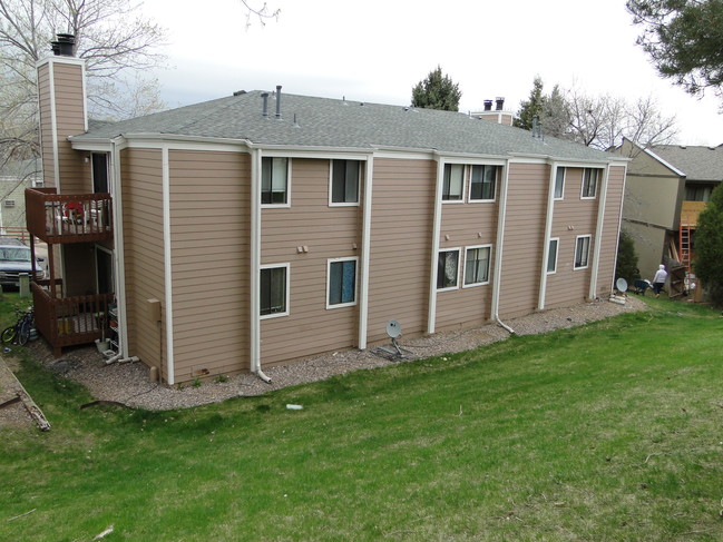 131 S Zang Way in Lakewood, CO - Building Photo - Building Photo