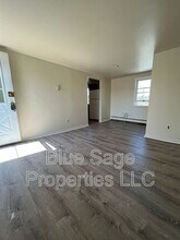 1010 Yates Ave in Marcus Hook, PA - Building Photo - Building Photo