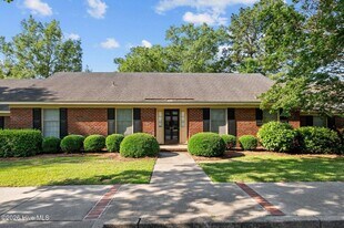 809 Greenbriar Rd in Kinston, NC - Building Photo