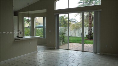 18811 SW 29th Ct in Miramar, FL - Building Photo - Building Photo