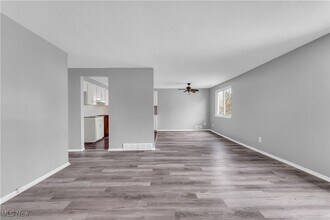 8232 Crudele Dr in Garfield Heights, OH - Building Photo - Building Photo