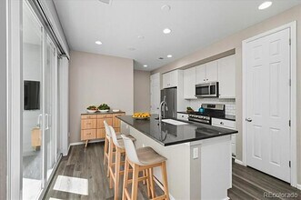 17216 E Alameda Pkwy in Aurora, CO - Building Photo - Building Photo