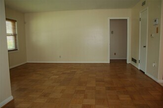 7518 El Rancho St in Houston, TX - Building Photo - Building Photo