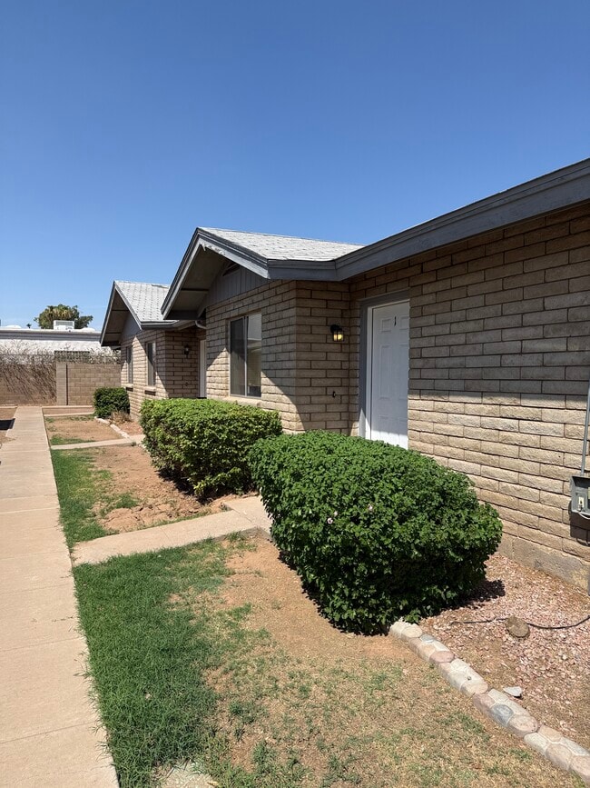 2028 W Lawrence Rd, Unit 2