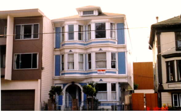 1019 Lincoln Way in San Francisco, CA - Building Photo - Building Photo