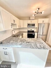 1685 Westwind Way in McLean, VA - Building Photo - Building Photo