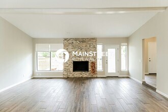 2133 Running Branch Rd in Edmond, OK - Building Photo - Building Photo