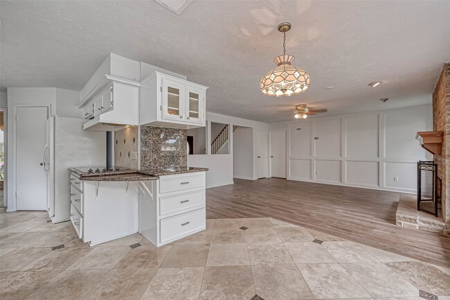 property at 2831 Pecan Ridge Dr