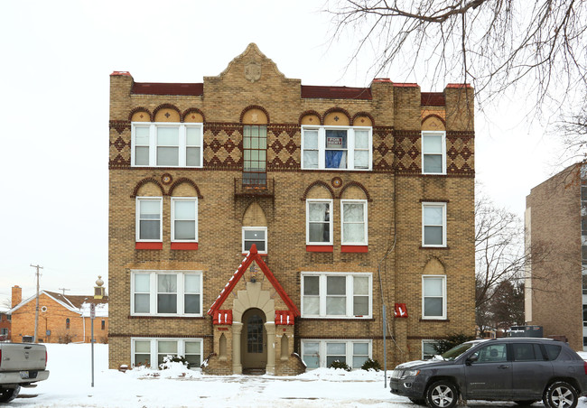 Freda Apartments in Dearborn, MI - Building Photo - Building Photo