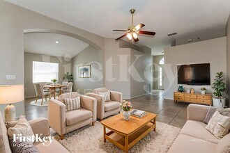 1237 E Grove Ave in Lake Wales, FL - Building Photo - Building Photo