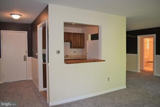 4413 Romlon St-Unit -302 in Beltsville, MD - Building Photo - Building Photo