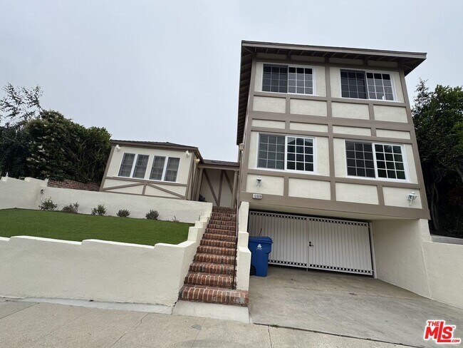 10309 La Grange Ave in Los Angeles, CA - Building Photo - Building Photo