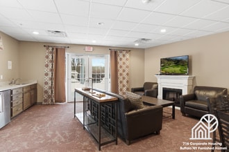 2493 Sweet Home Rd in Buffalo, NY - Building Photo - Building Photo