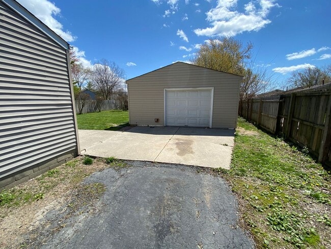 5009 Cherry Creek Pkwy S in Columbus, OH - Building Photo - Building Photo