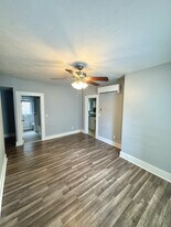 107 Clark St, Unit 1 in Clinton, MA - Building Photo