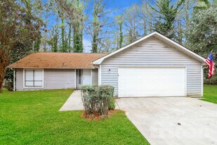 1527 Flat Rock Rd in Stockbridge, GA - Building Photo