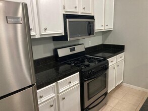 304 E 33rd St in Austin, TX - Building Photo - Building Photo