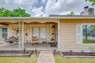 5602 Roosevelt Ave in Austin, TX - Building Photo