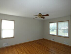 1608 NE 65th St in Kansas City, MO - Building Photo - Building Photo
