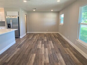4730 W Wisconsin Ave in Tampa, FL - Building Photo - Building Photo