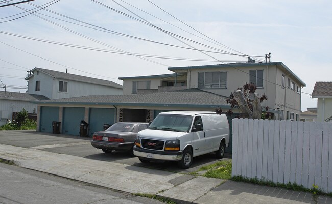 4208 Nevin Ave in Richmond, CA - Foto de edificio - Building Photo