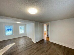 24 Grandview Rd in Bow, NH - Building Photo - Building Photo