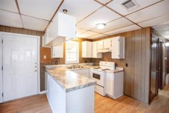 1805 Oriole Dr in League City, TX - Building Photo - Building Photo