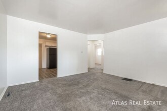 217 S Xavier St in Denver, CO - Building Photo - Building Photo