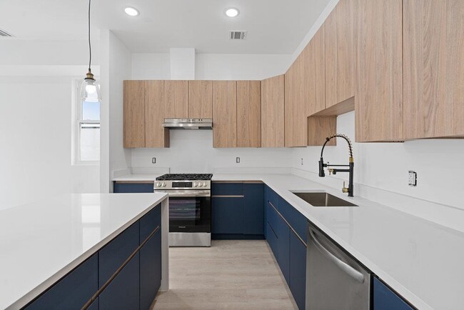 property at 21 Campbell Ave