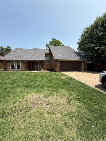 4010 Shiloh Ave in Enid, OK - Building Photo